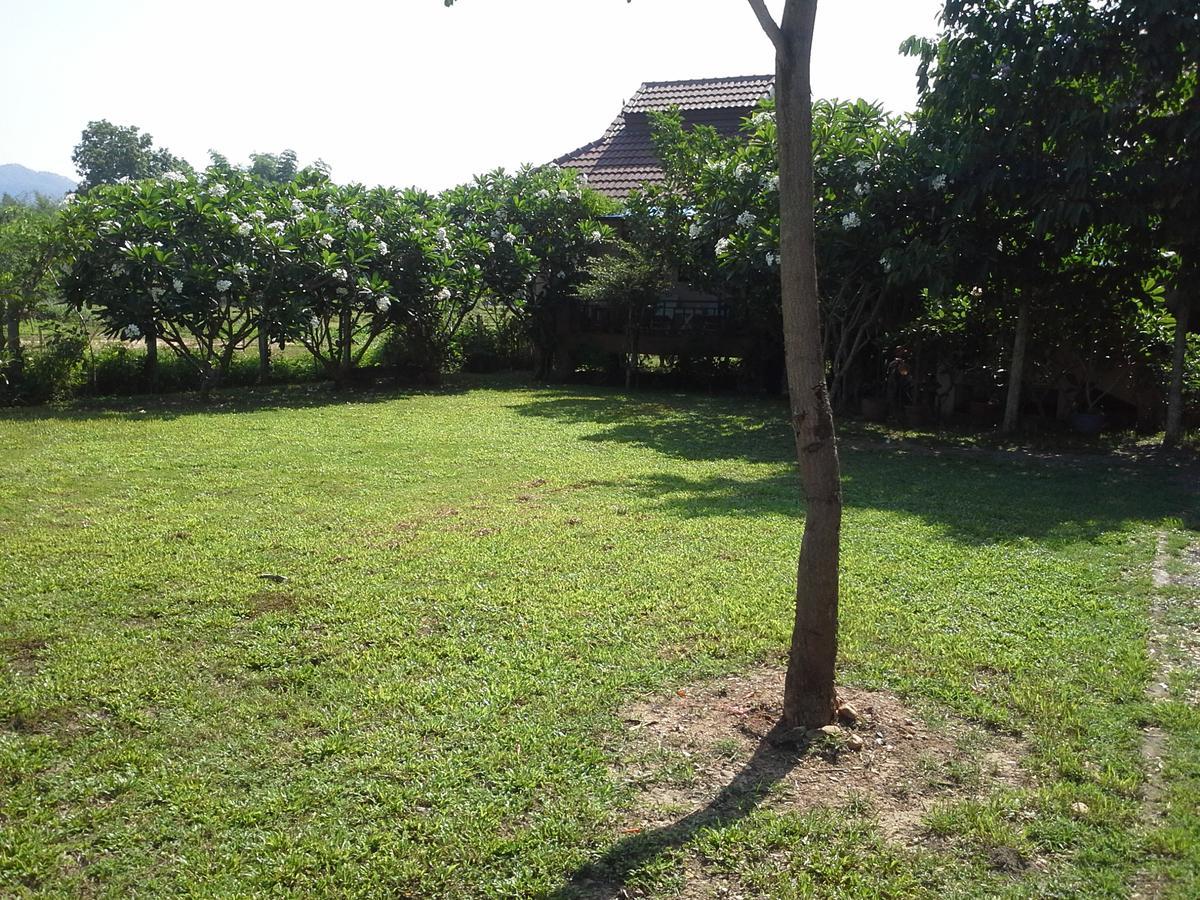 Jamjuree Garden Bed and Breakfast Ban Thung Ma Nieo Eksteriør billede
